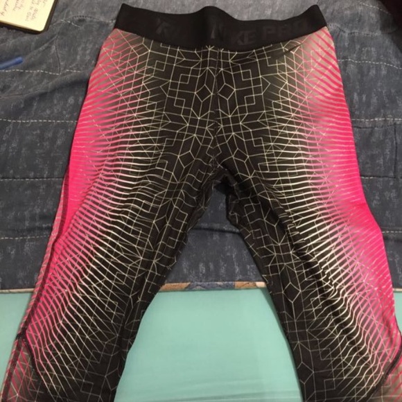Nike pro leggings - Picture 1 of 3